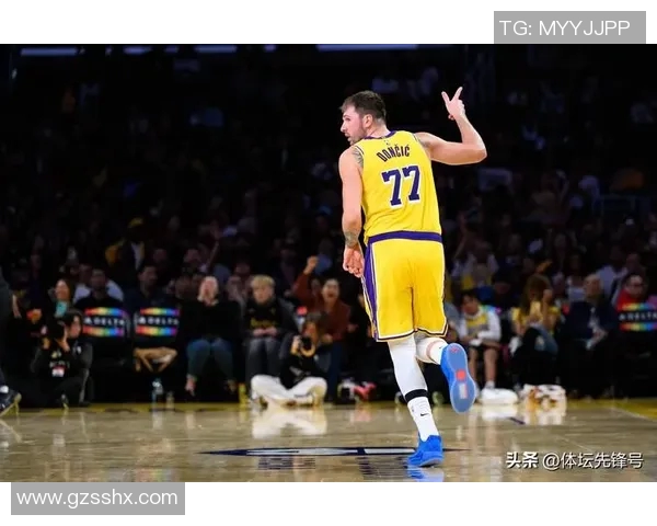 湖人四连胜逼近西部第二!NBA常规赛西部排名生变,火箭稳居第五 湖人四连胜逼近西部第二!NBA常规赛西部排名生变,火箭稳居第五