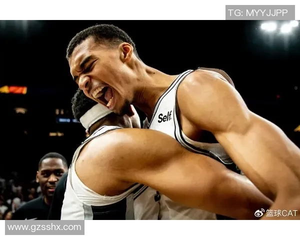 2008年NBA季后赛经典对决马刺与太阳精彩录像回放分析与回顾